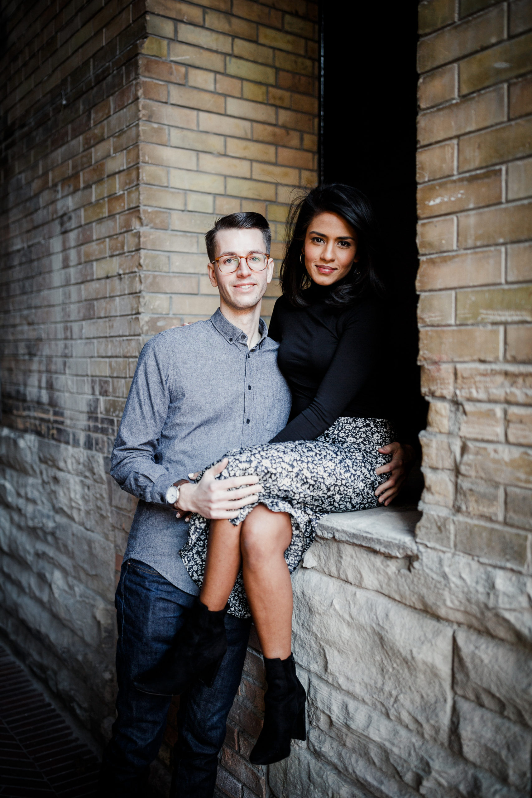 Toronto Engagement Photoshoot by Toronto Wedding Photographer