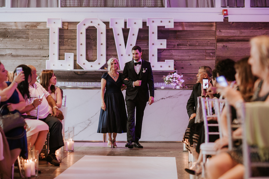 Airship 37 Wedding Picture by Toronto Wedding Photographer Avangard Photography