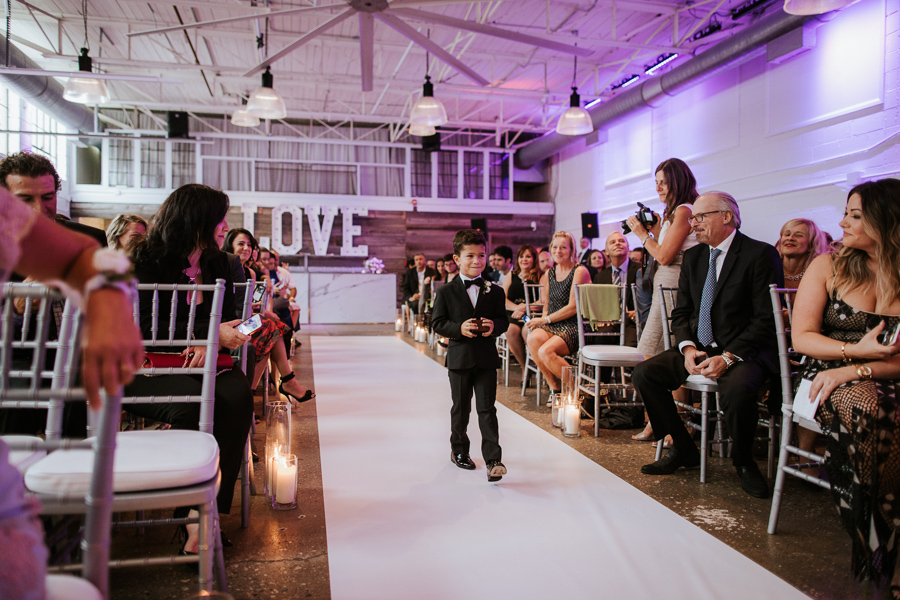 Airship 37 Wedding Picture by Toronto Wedding Photographer Avangard Photography