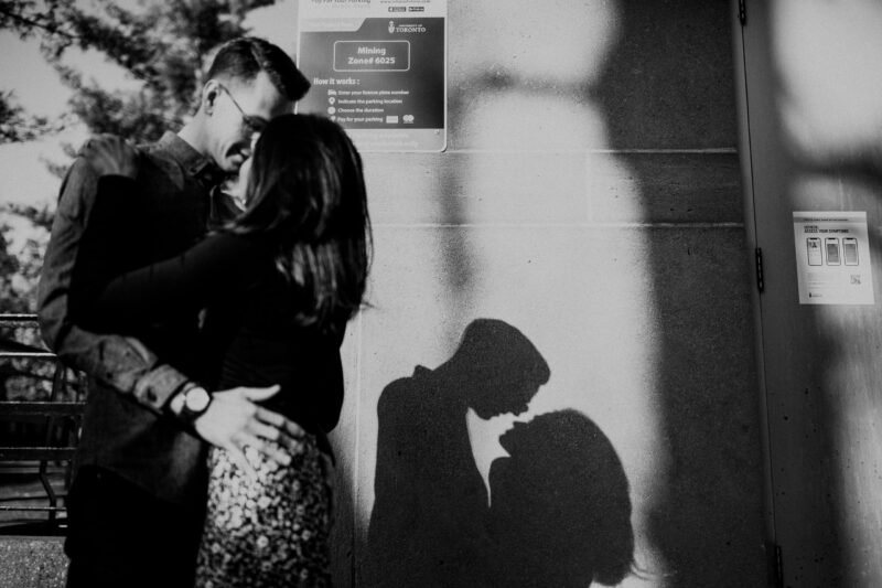 Toronto Engagement Photoshoot by Toronto Wedding Photographer