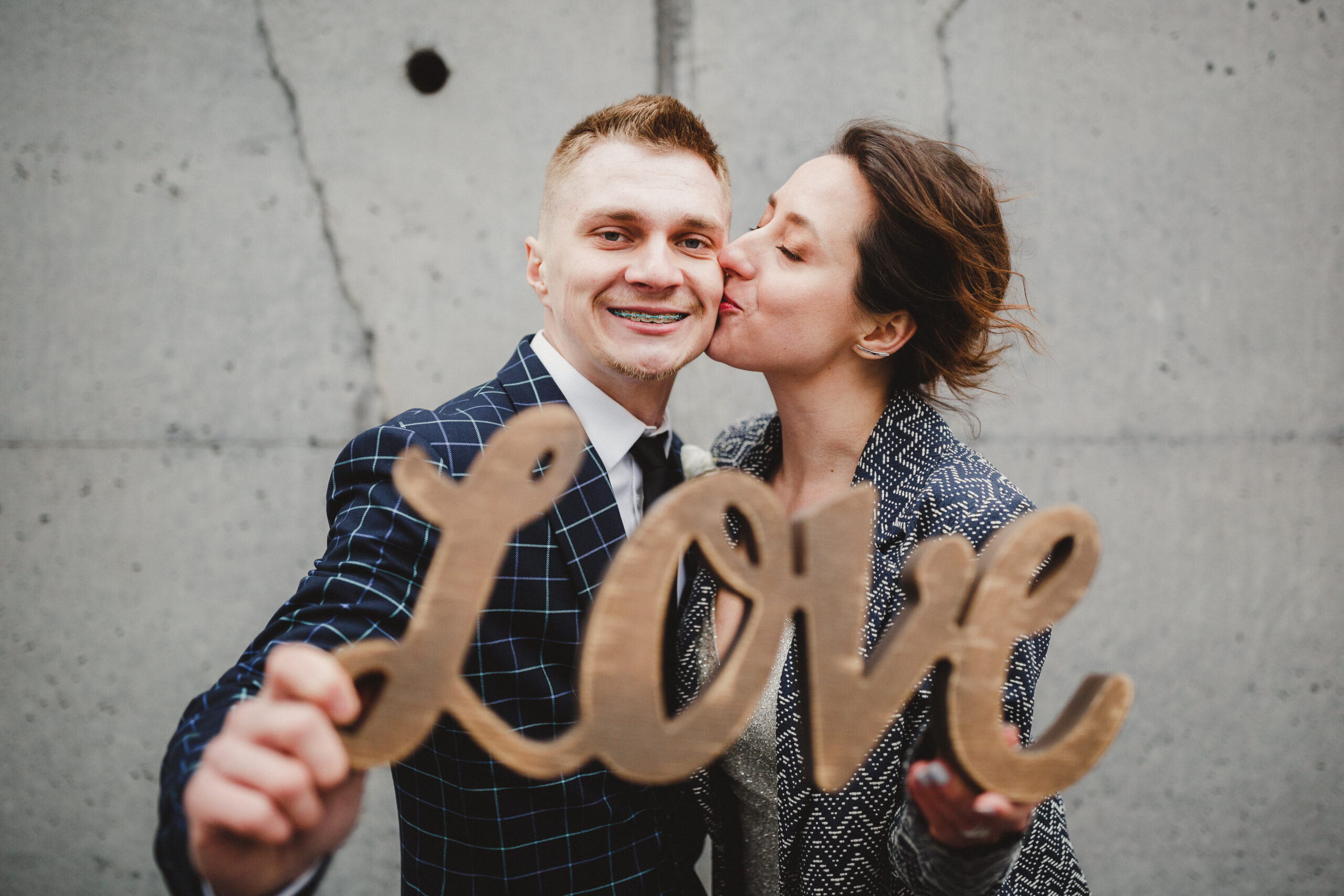 Looking for Wedding Photographers in Toronto & GTA? Here’s What You Need to Know